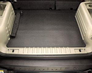 hummer-RT-Black-Cargo