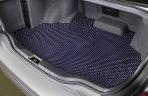 navy-rubbertite-trunk